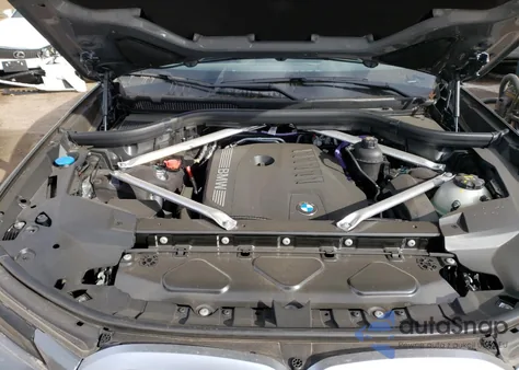 2023 BMW X7 xDrive40I z USA, uszkodzony, nr VIN 5UX23EM05P9N55814